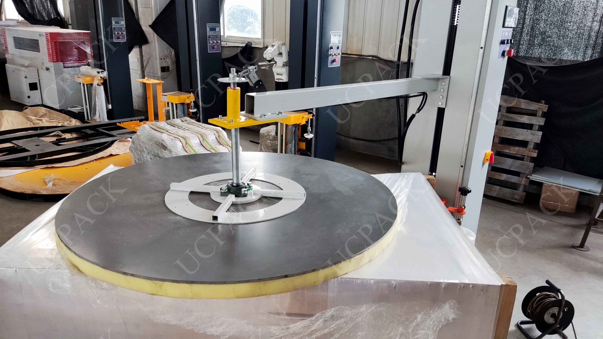 UCR-T1650DE with Electric Operated Top Presser