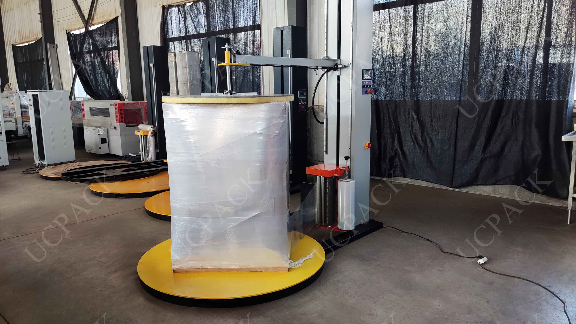 UCR-T1650DE with Electric Operated Top Presser