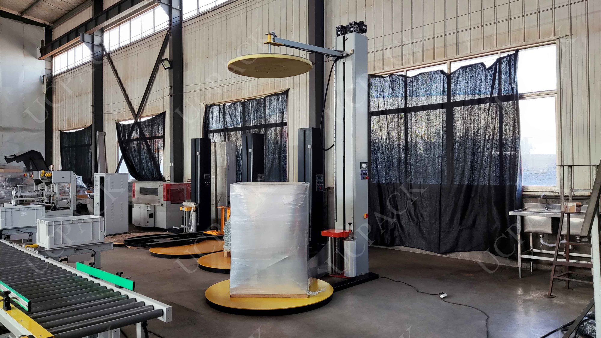 UCR-T1650DE with Electric Operated Top Presser