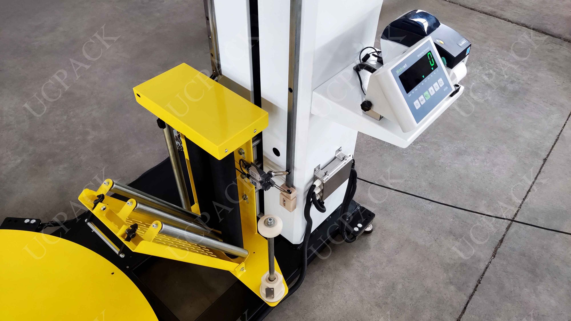 UCR-T1650S with Weighing Scale