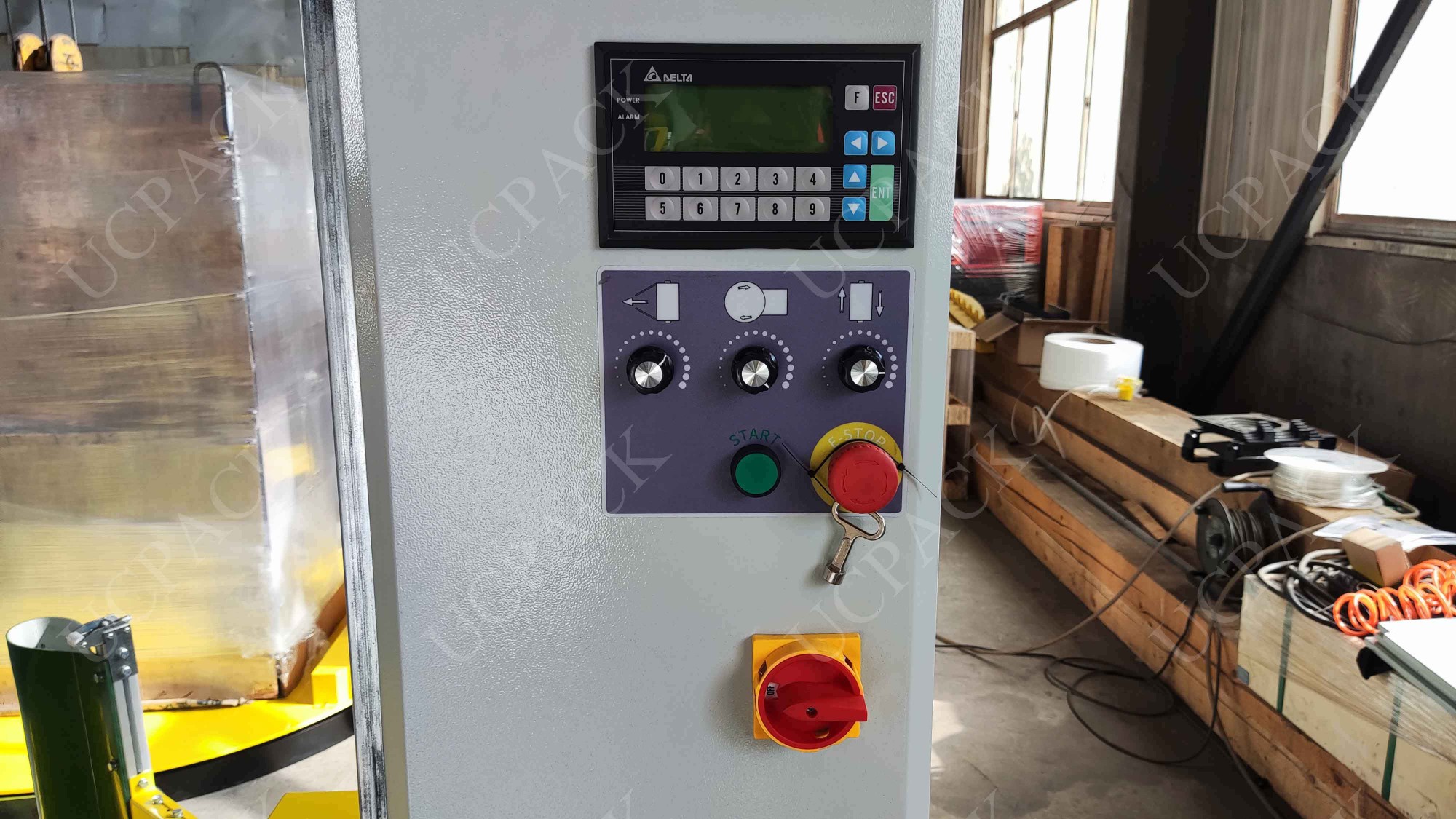 UCR-T1800Z with Auto Film Clamper & Cutter