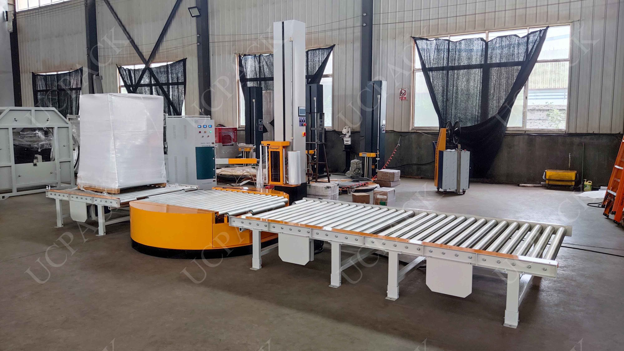 UCR-T2000A Fully Automatic Inline Pallet Stretch Wrapper