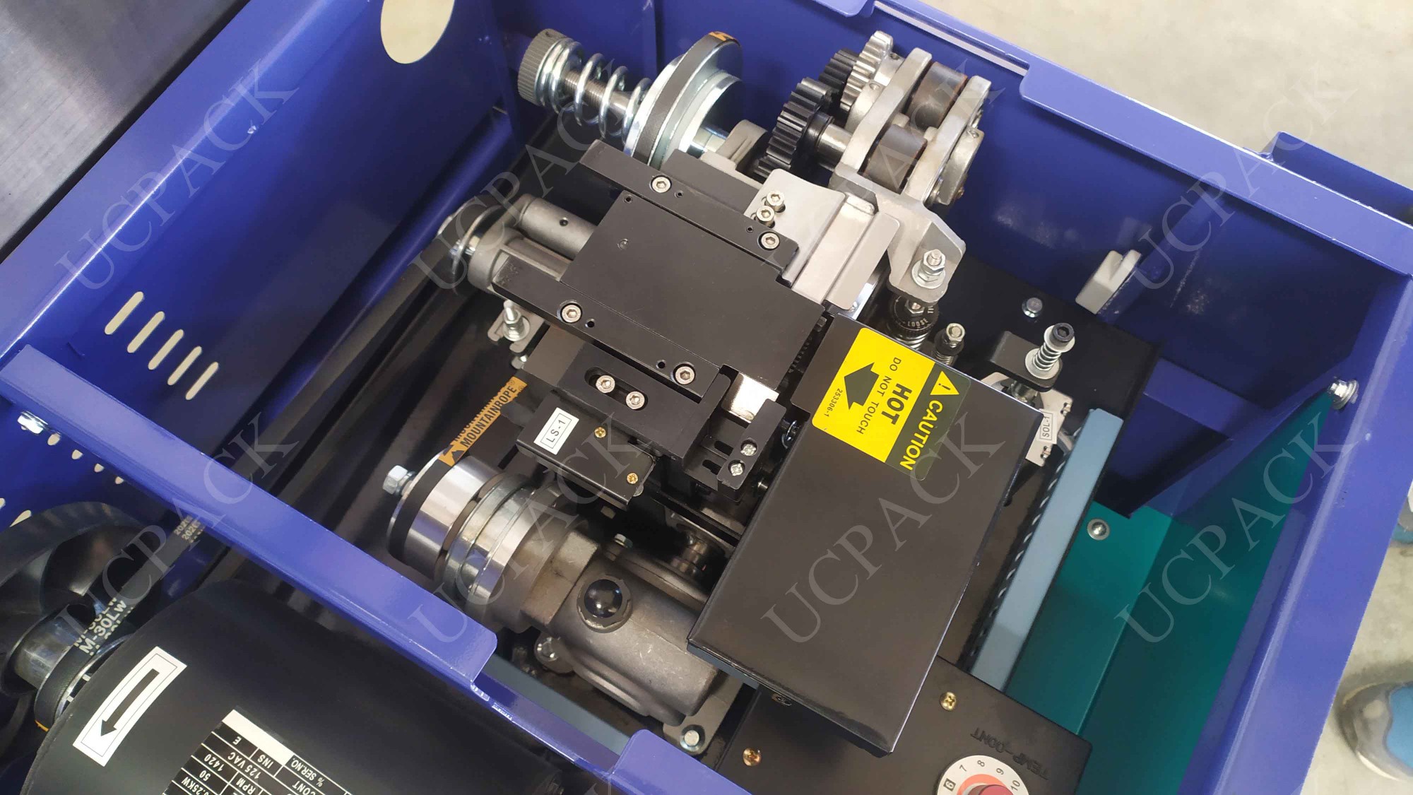 UDB-001A Single Motor Drive Semi-Automatic Strapper