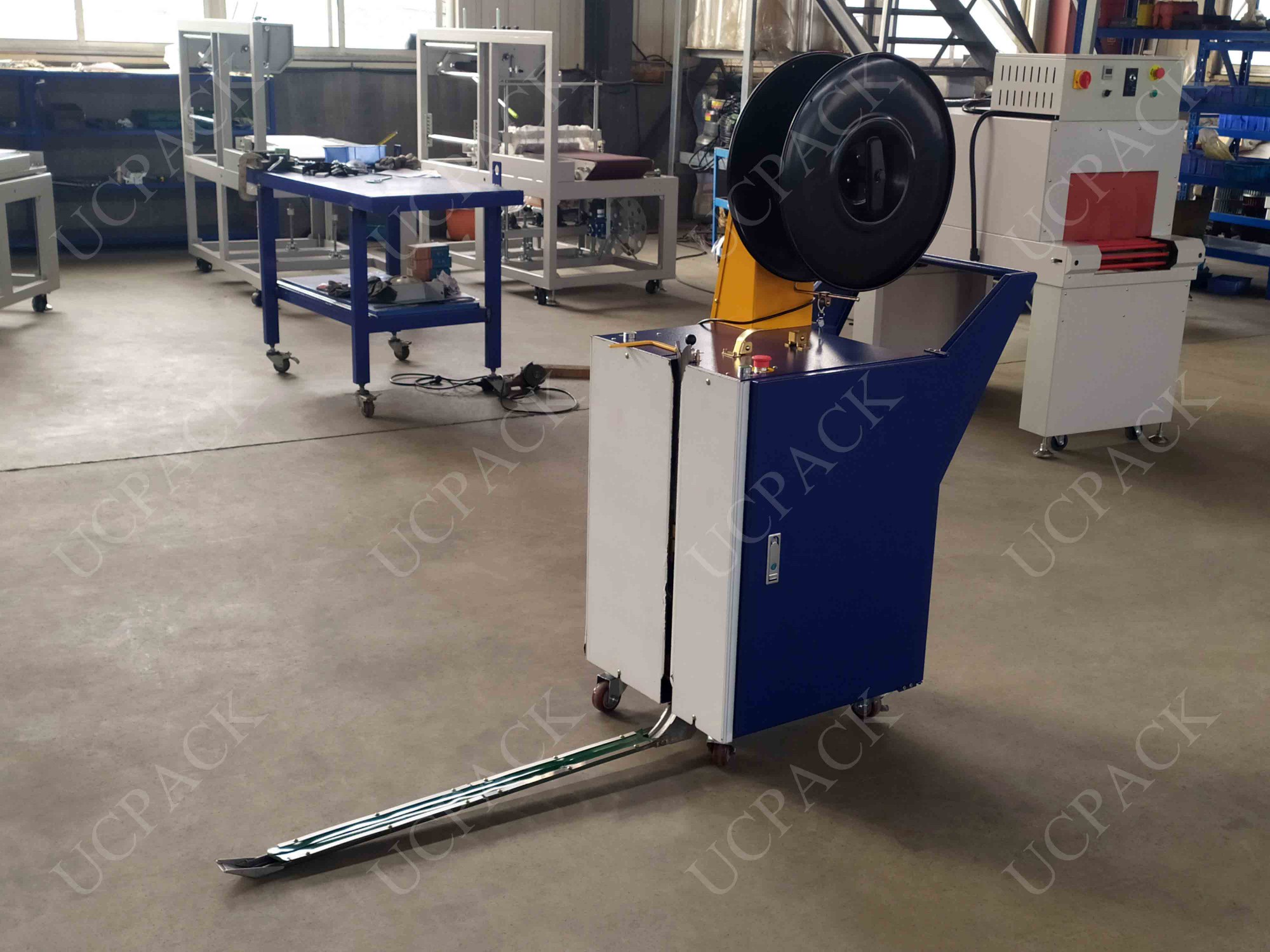 UDB-003 Semi-Automatic Pallet Strapper