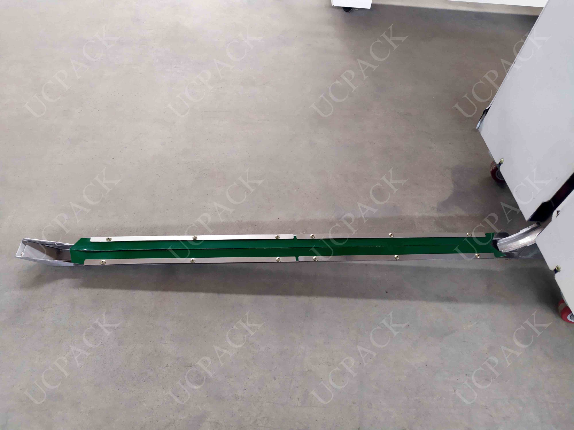UDB-003 Semi-Automatic Pallet Strapper