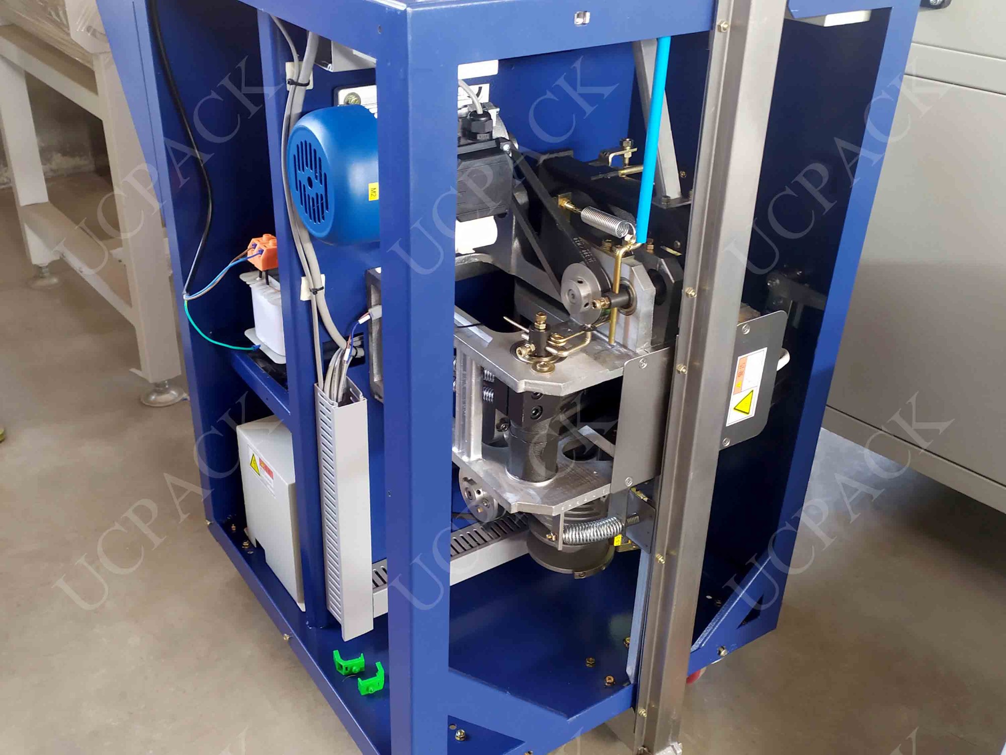 UDB-003 Semi-Automatic Pallet Strapper