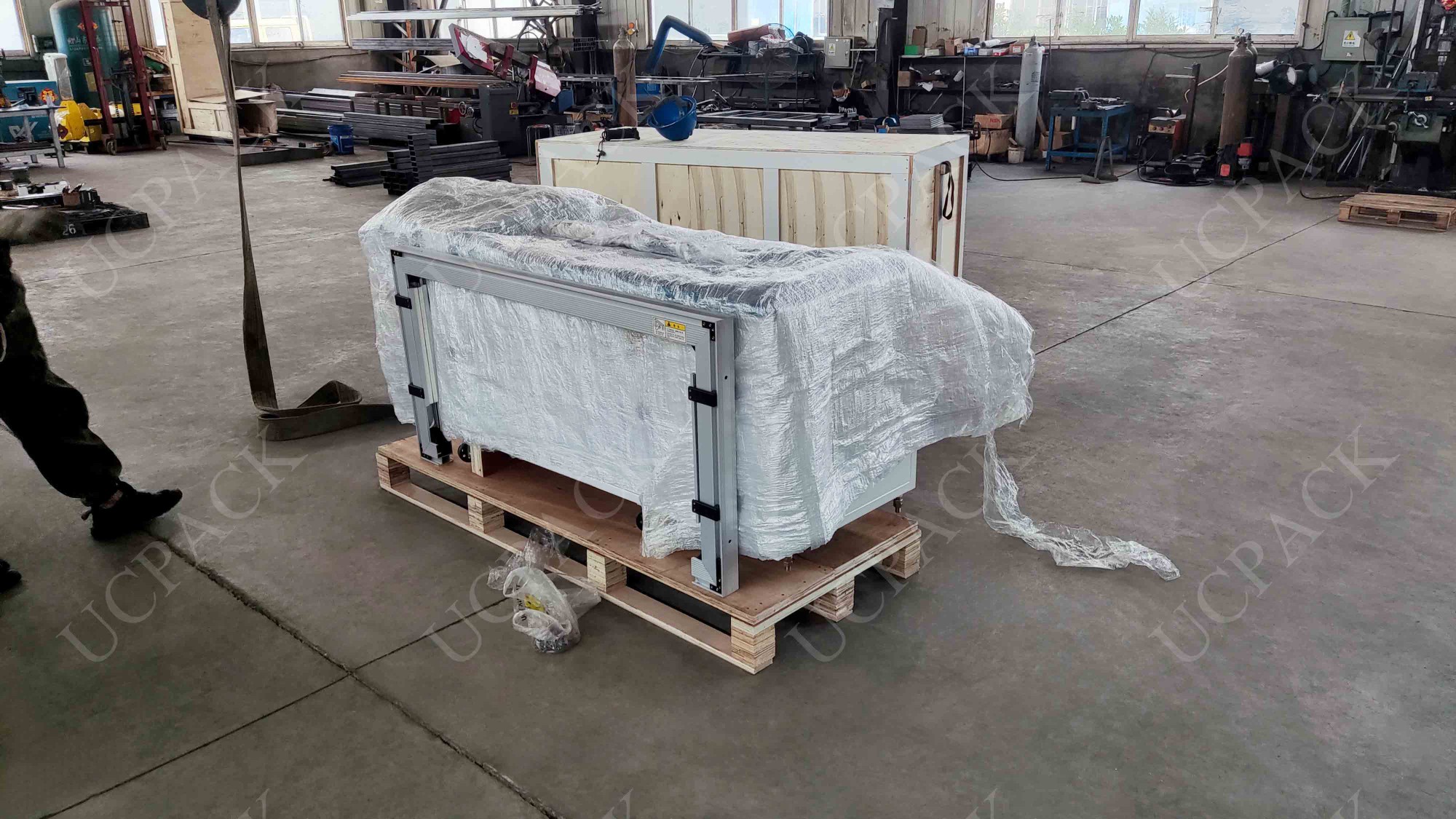 UDB-101A Automatic Strapper