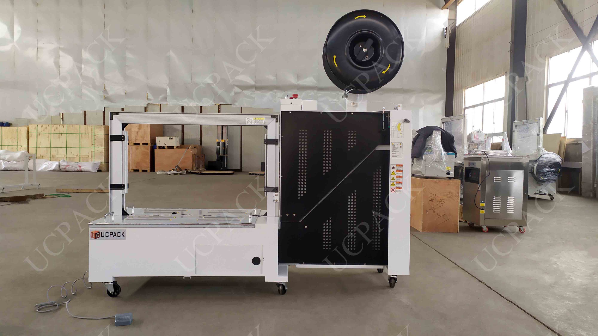 UDB-101B Low Profile Automatic Strapper